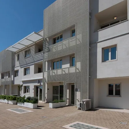 Pet Friendly Apartment Blue Ocean Umag Exterior photo