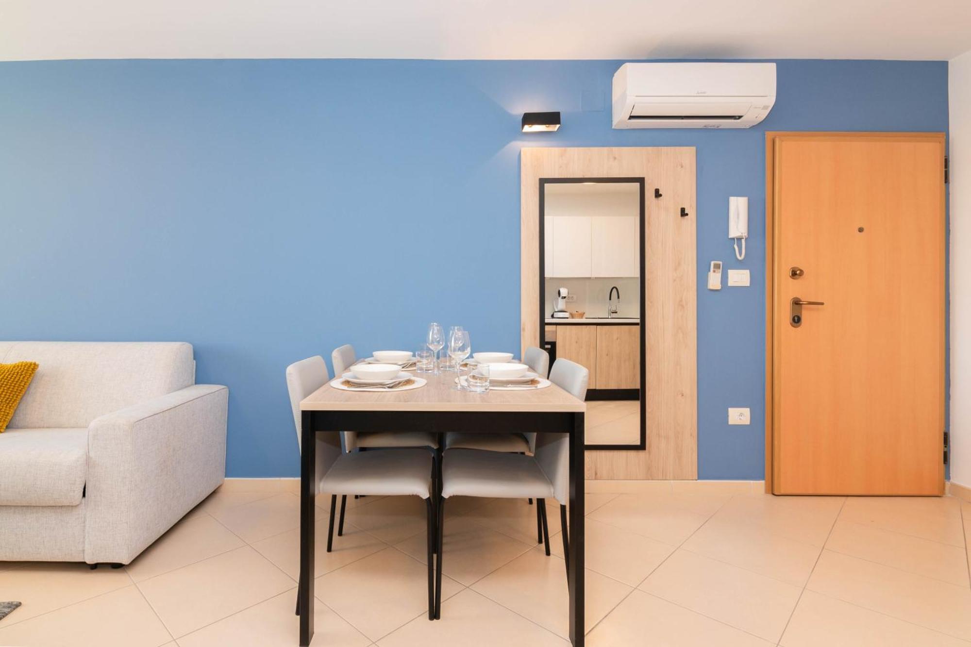 Pet Friendly Apartment Blue Ocean Umag Apartment